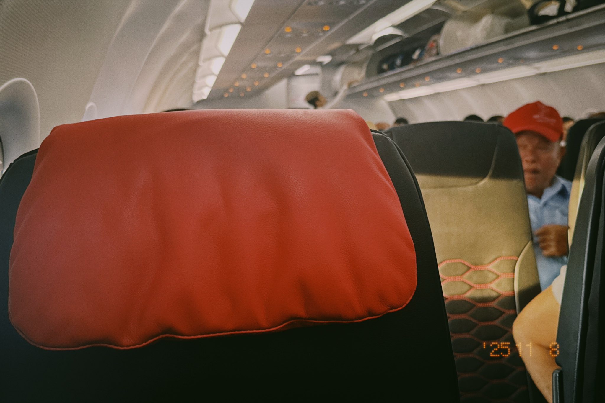 Ghế ngồi có tựa cổ